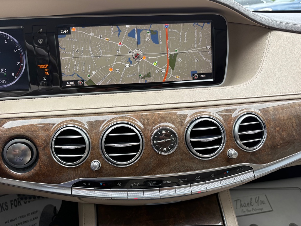 Photo 26 of this MERCEDES-BENZ S-CLASS