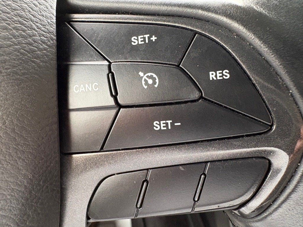 Photo 16 of this DODGE CHALLENGER