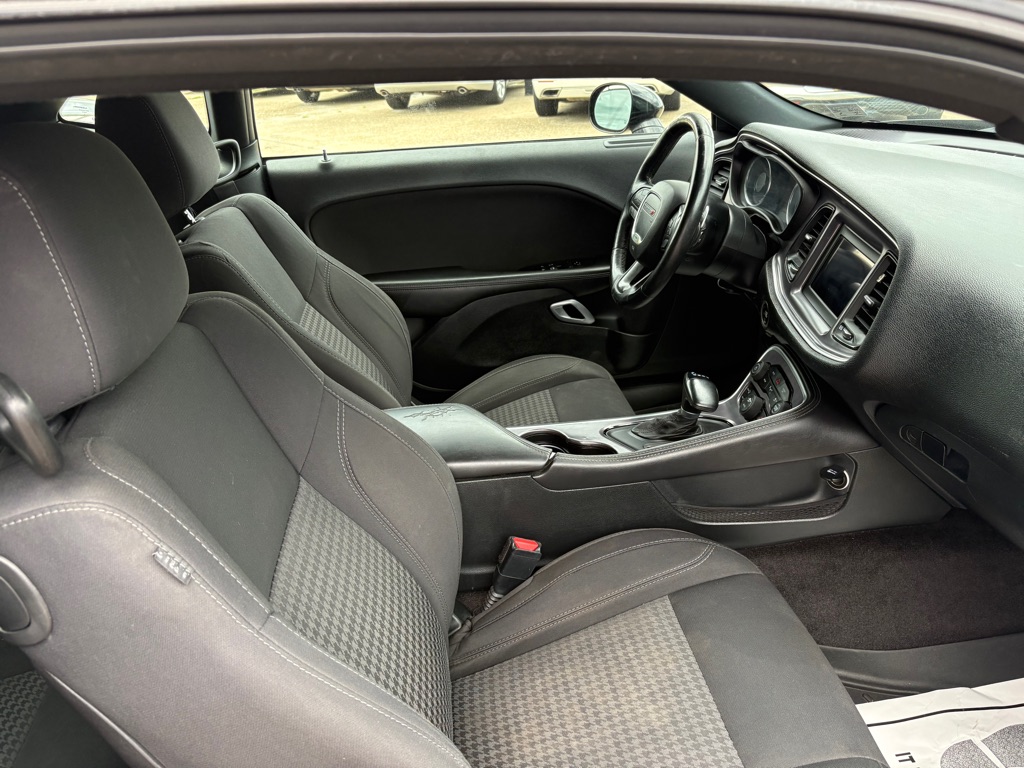 Photo 12 of this DODGE CHALLENGER