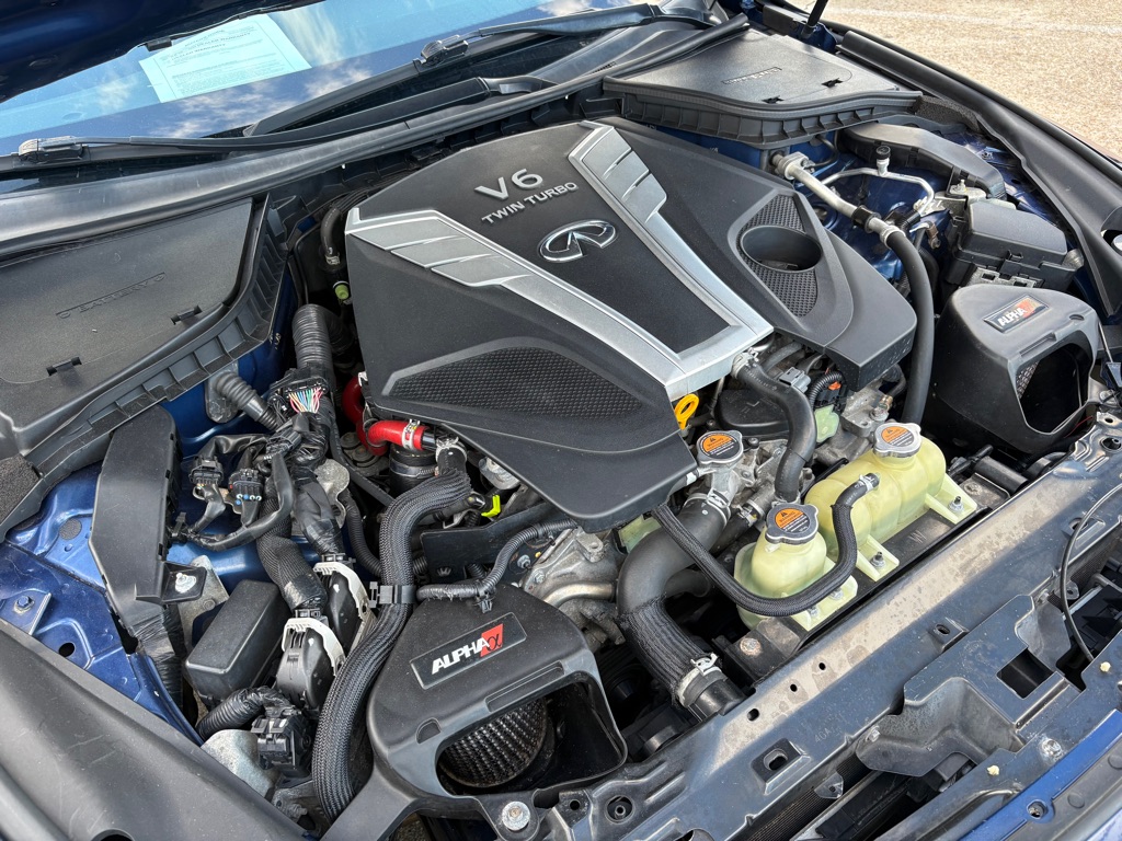 Photo 33 of this INFINITI Q60
