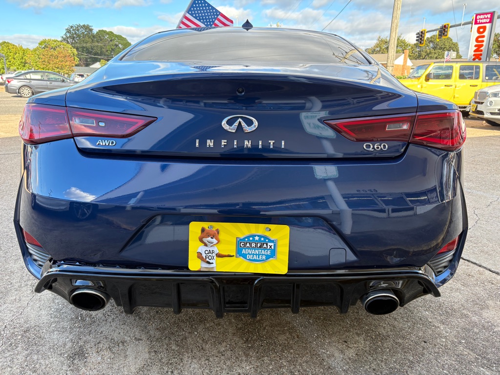 Photo 5 of this INFINITI Q60