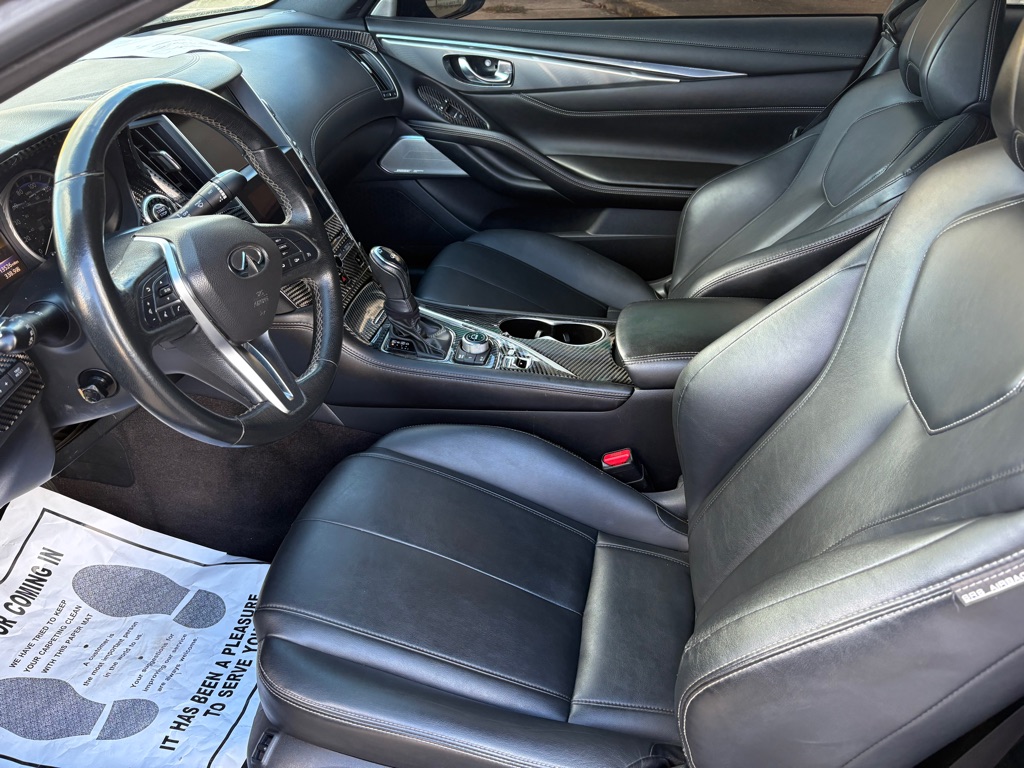 Photo 10 of this INFINITI Q60