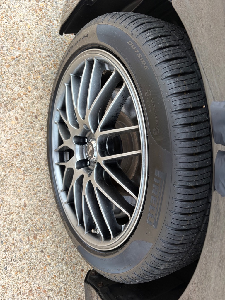 Photo 31 of this LEXUS GS