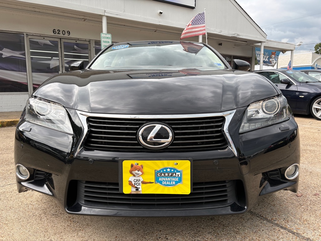Photo 2 of this LEXUS GS