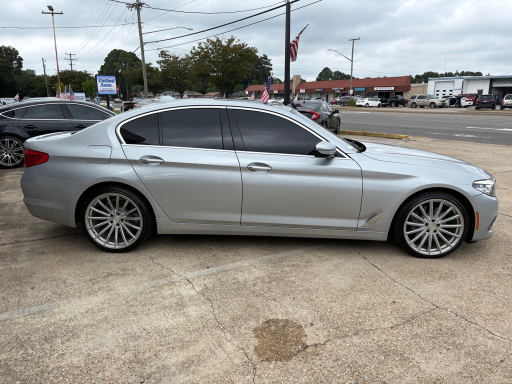 Photo 8 of this BMW 530