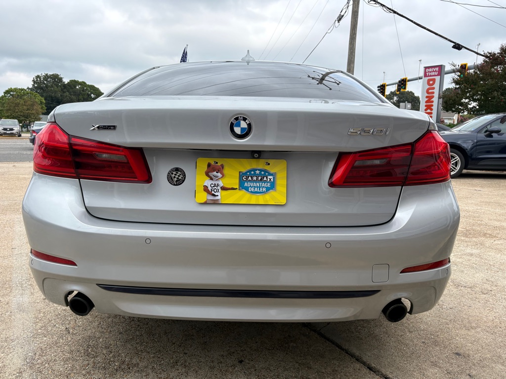 Photo 5 of this BMW 530