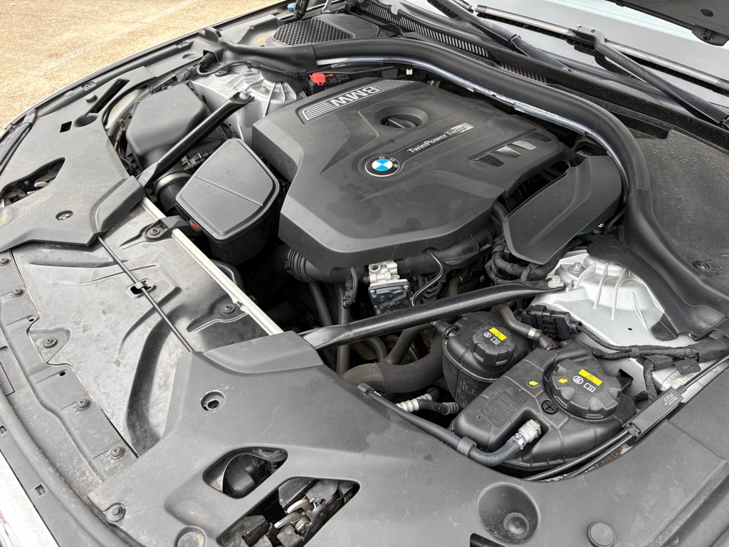 Photo 34 of this BMW 530
