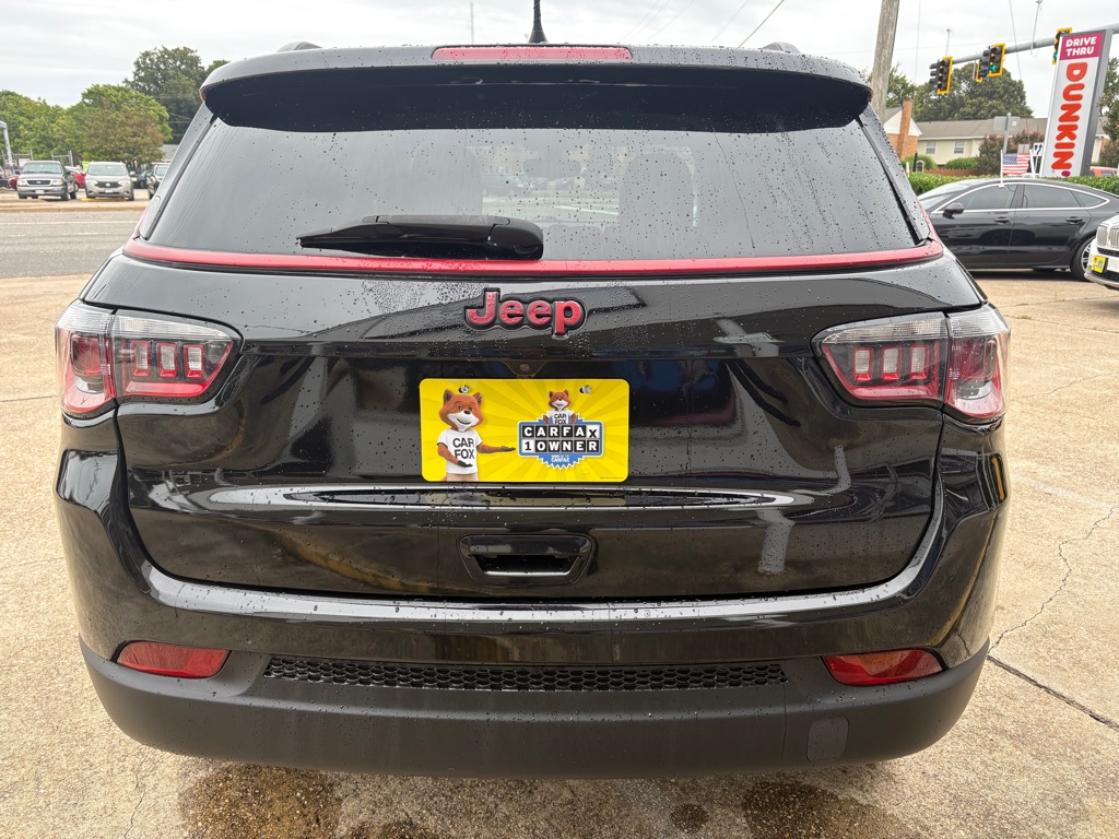 Photo 5 of this JEEP COMPASS