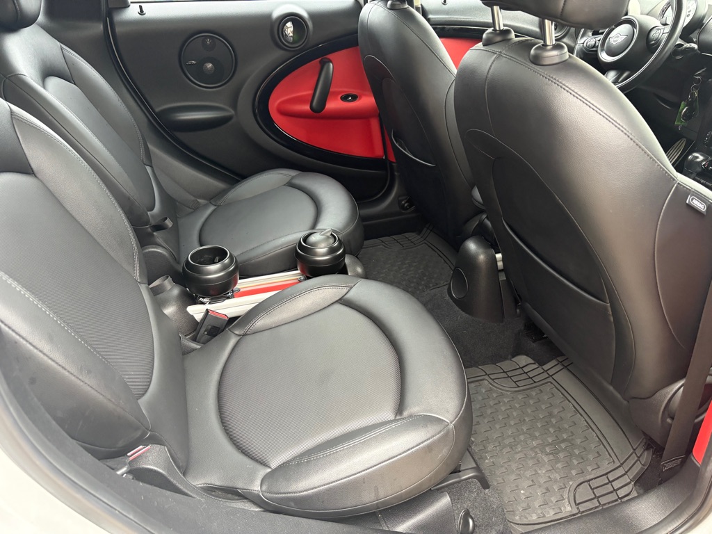 Photo 13 of this MINI COOPER