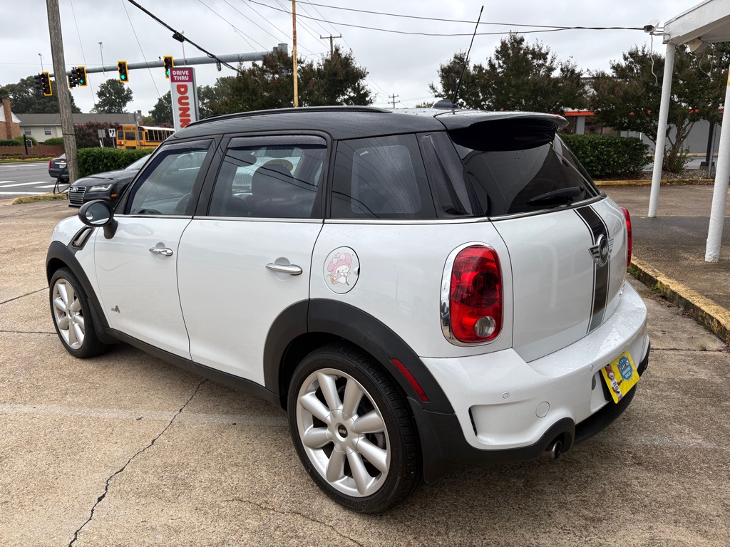 Photo 4 of this MINI COOPER