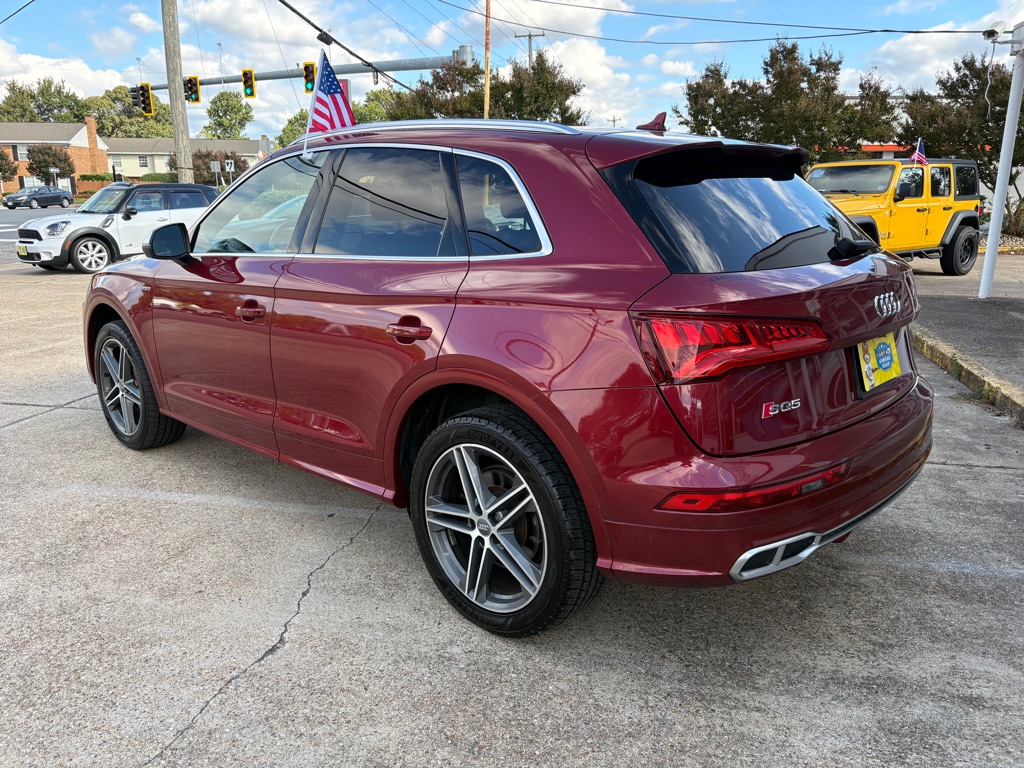 Photo 4 of this AUDI SQ5