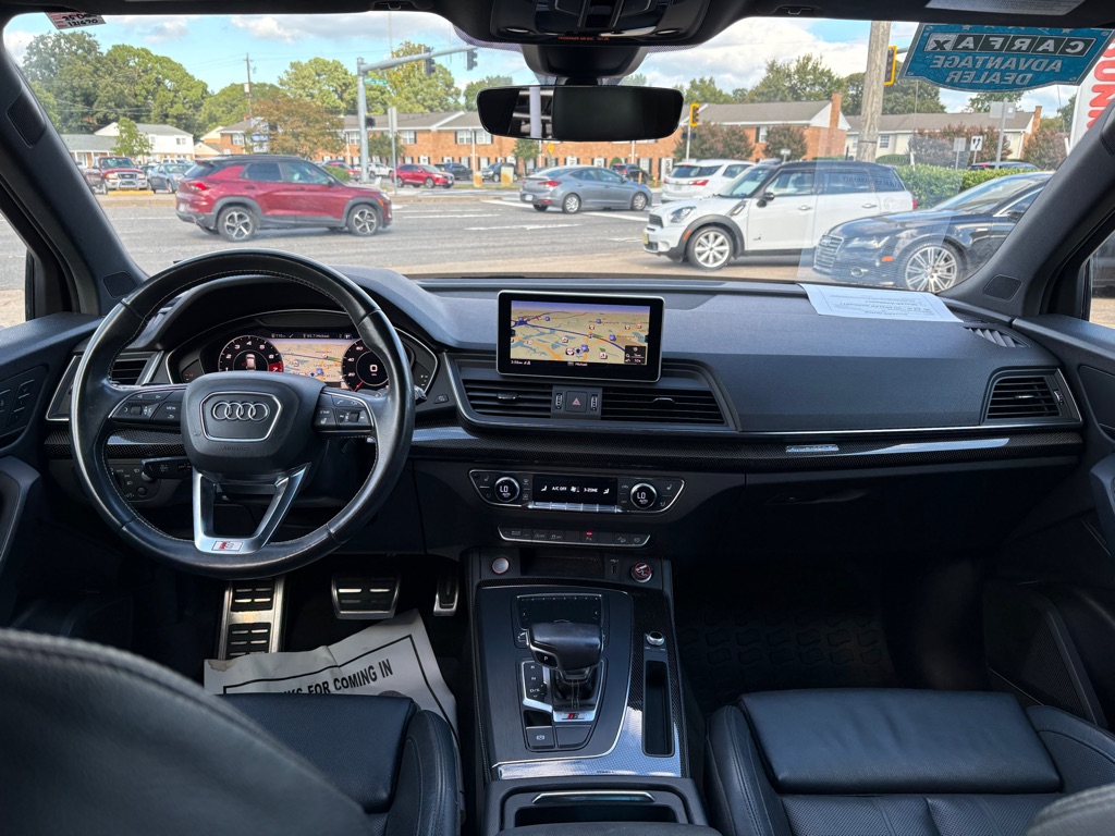 Photo 12 of this AUDI SQ5