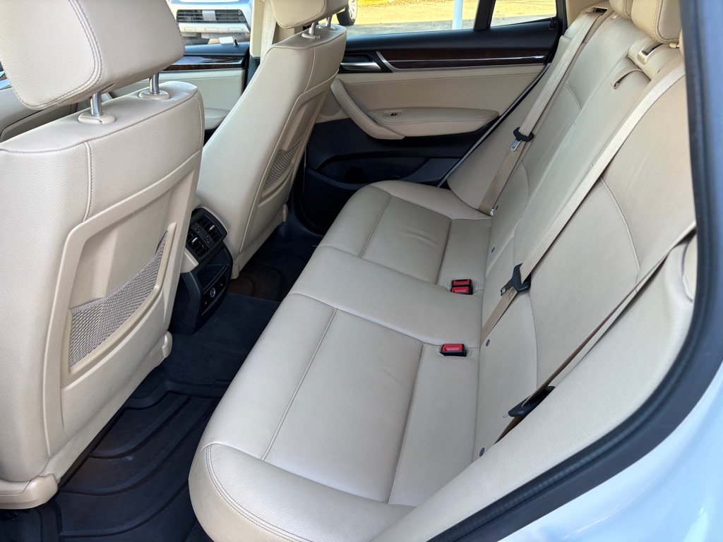 Photo 11 of this BMW X3
