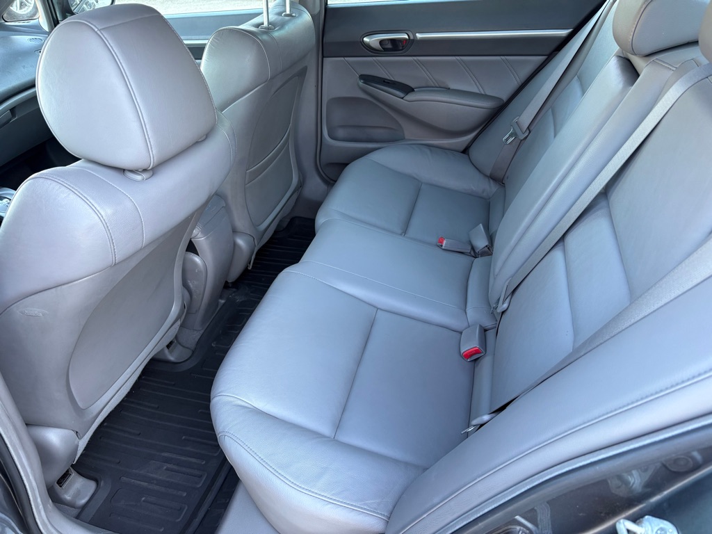 Photo 11 of this HONDA CIVIC