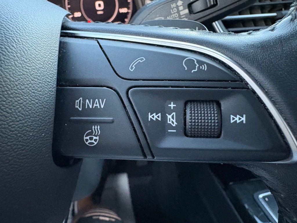 Photo 19 of this AUDI Q7