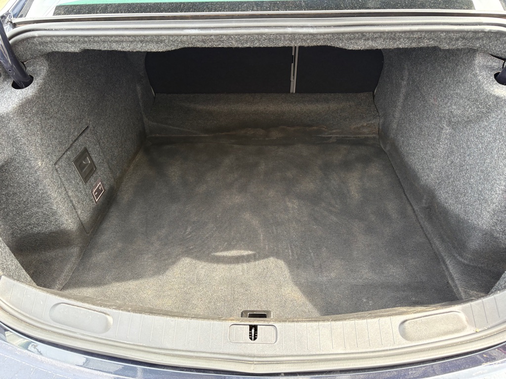 Photo 6 of this CHEVROLET IMPALA