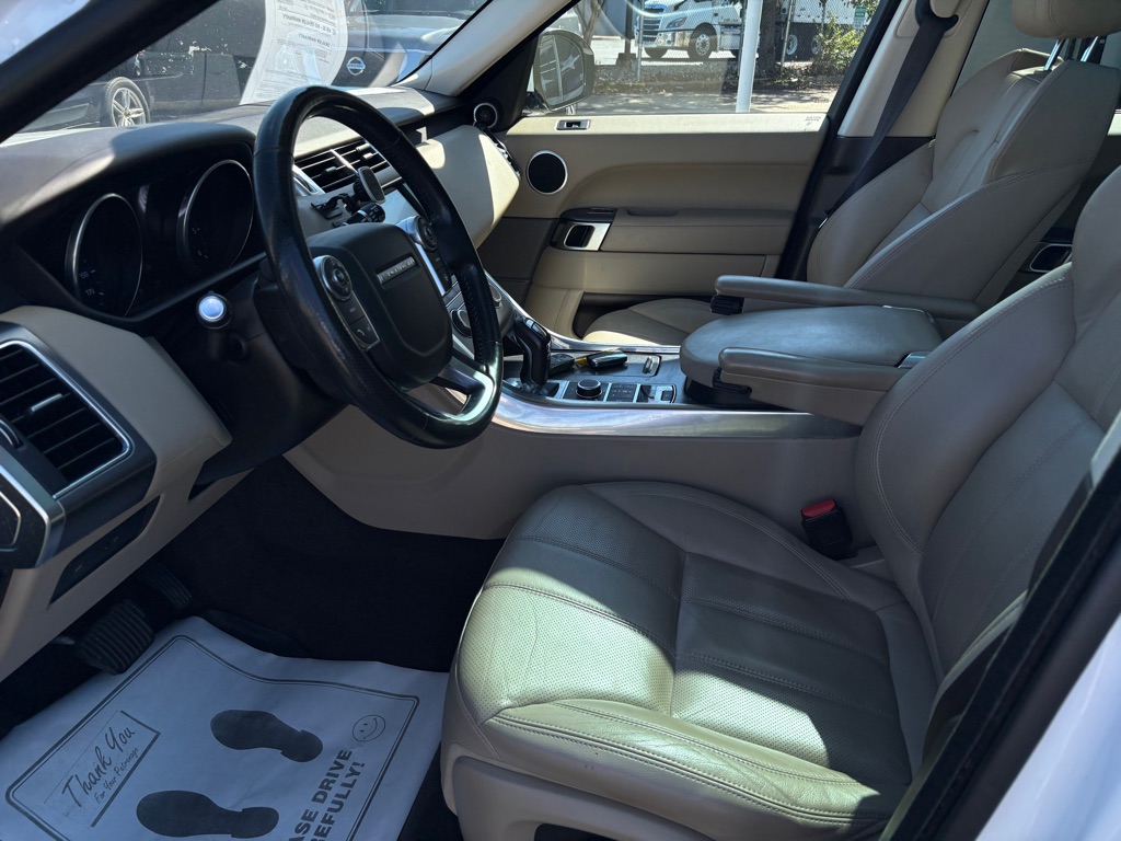 Photo 10 of this LAND ROVER RANGE ROVER SPO