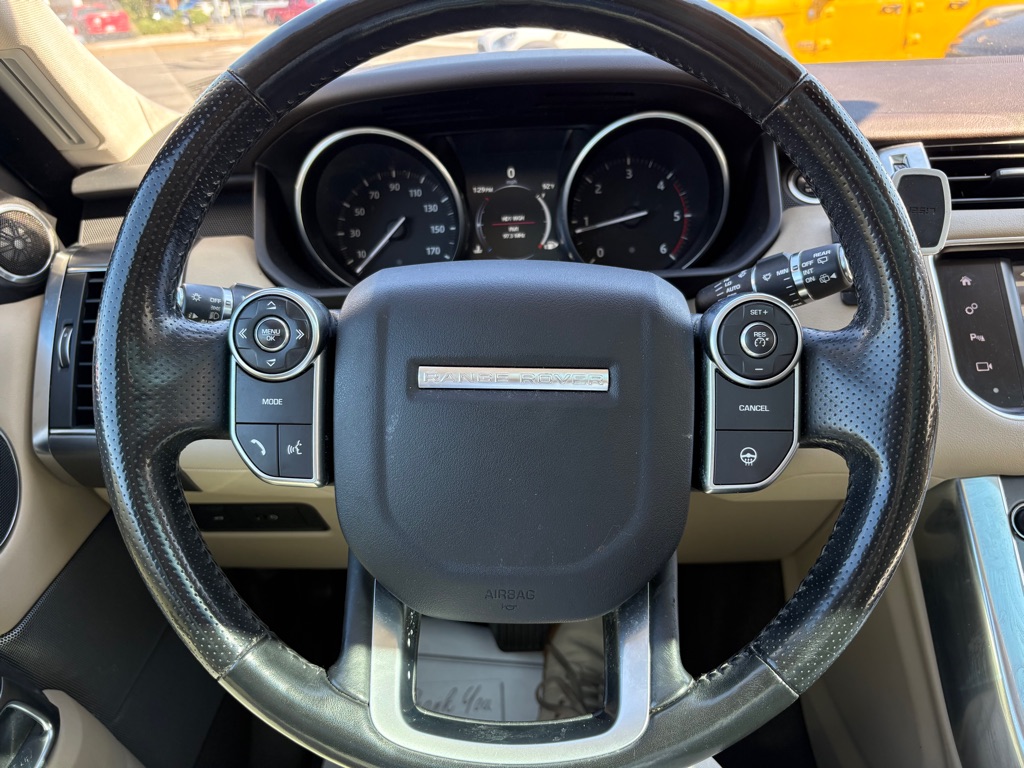 Photo 17 of this LAND ROVER RANGE ROVER SPO