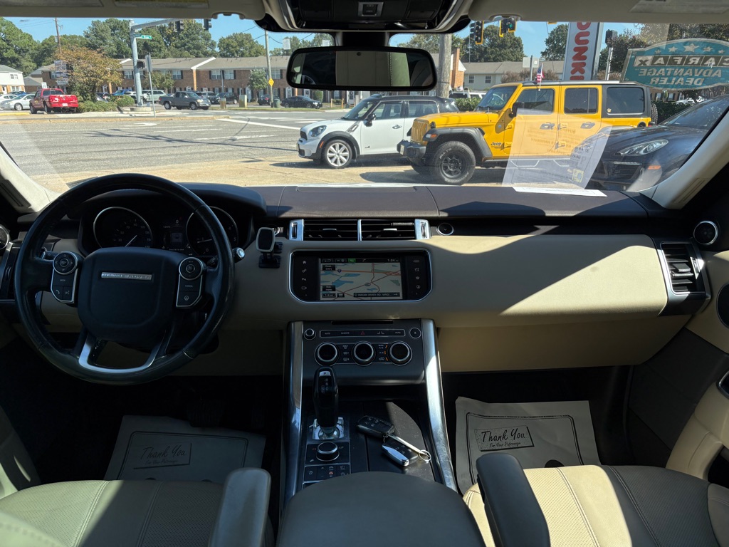 Photo 12 of this LAND ROVER RANGE ROVER SPO