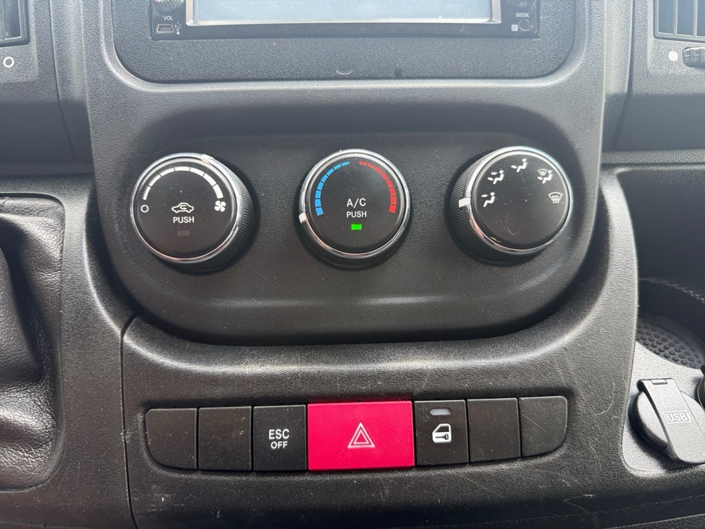 Photo 18 of this RAM PROMASTER 1500