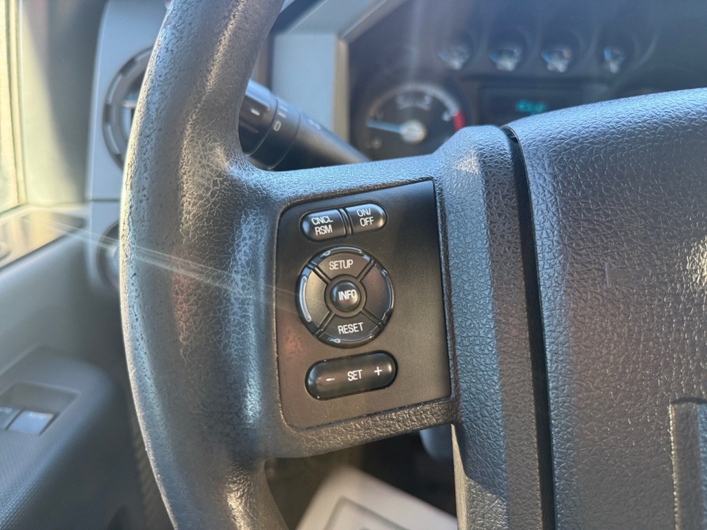 Photo 18 of this FORD F550