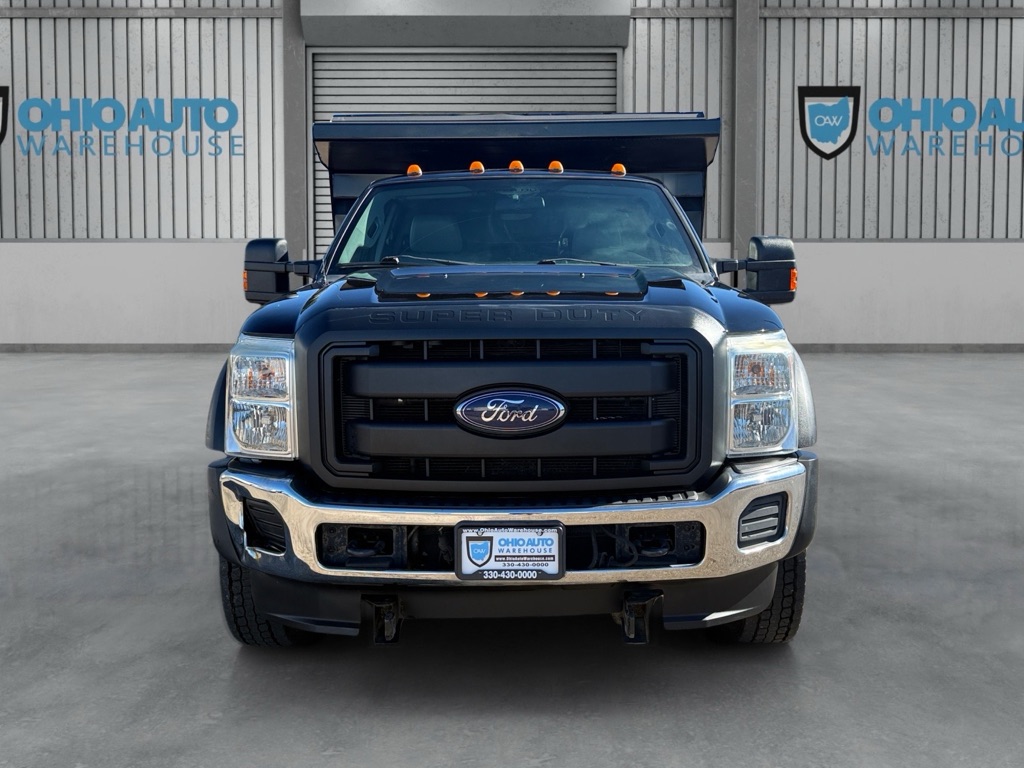Photo 2 of this FORD F550