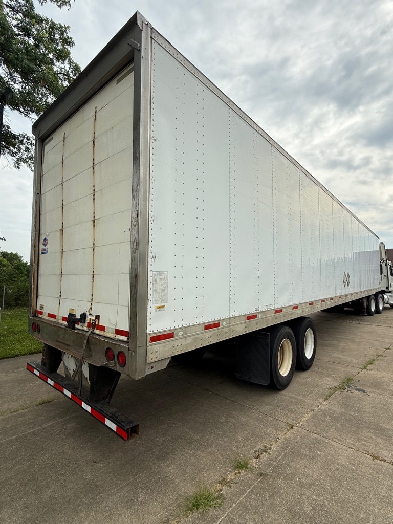 Photo 2 of this UTILITY TRAILER ALUMVAN 53'