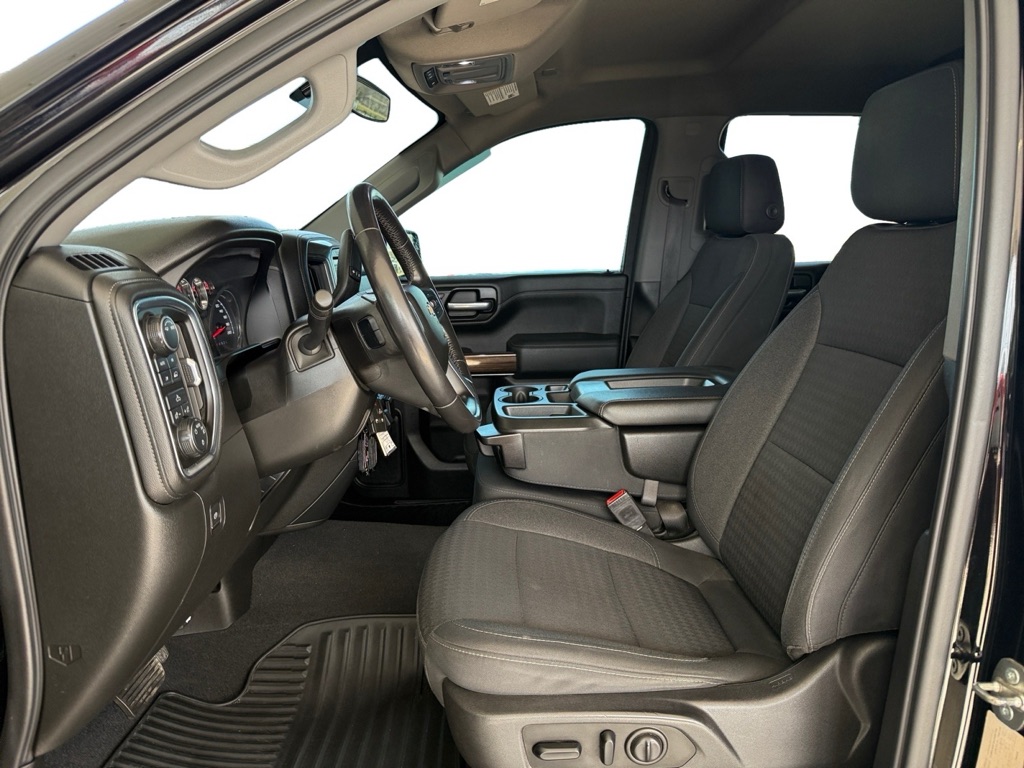 Photo 9 of this CHEVROLET SILVERADO 1500
