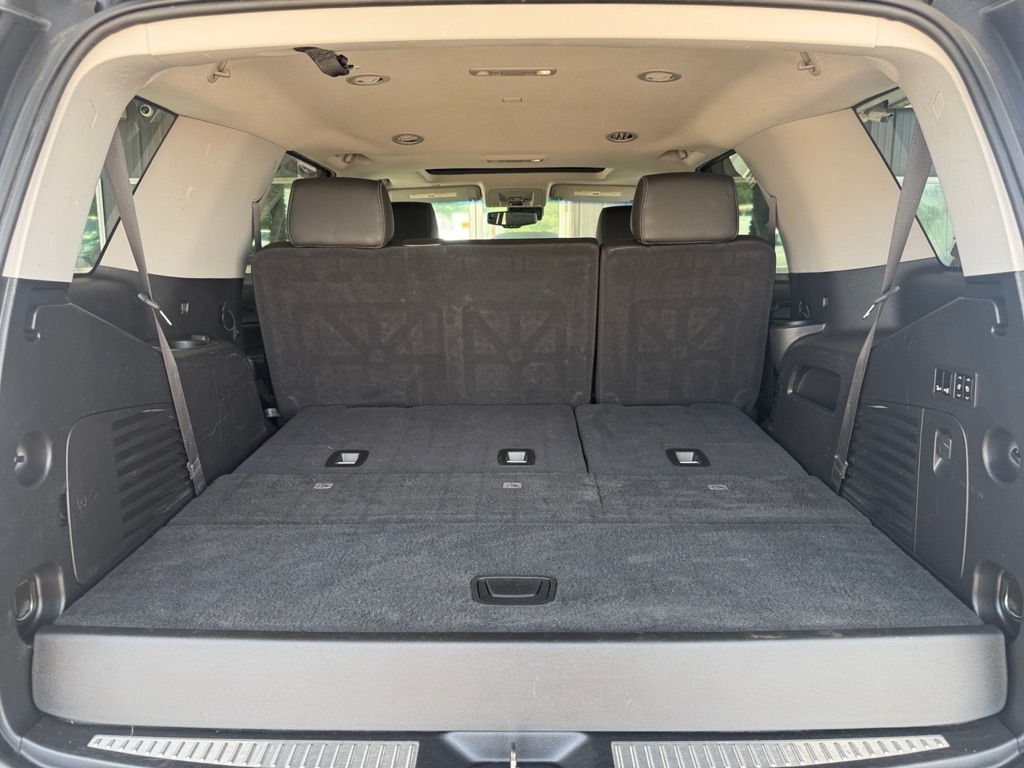 Photo 18 of this GMC YUKON
