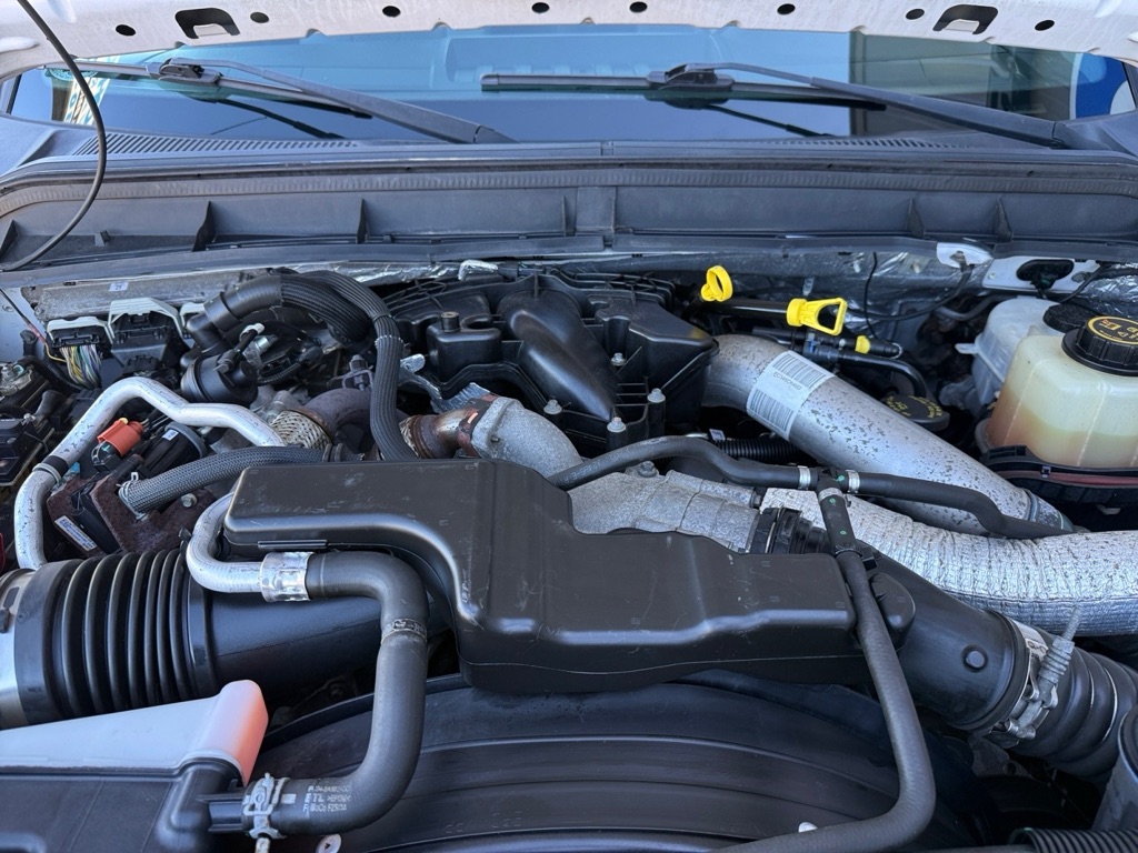 Photo 33 of this FORD F450