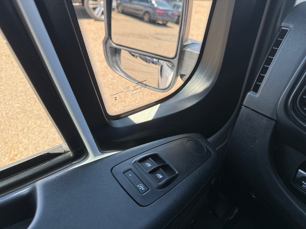 Photo 16 of this RAM PROMASTER 2500