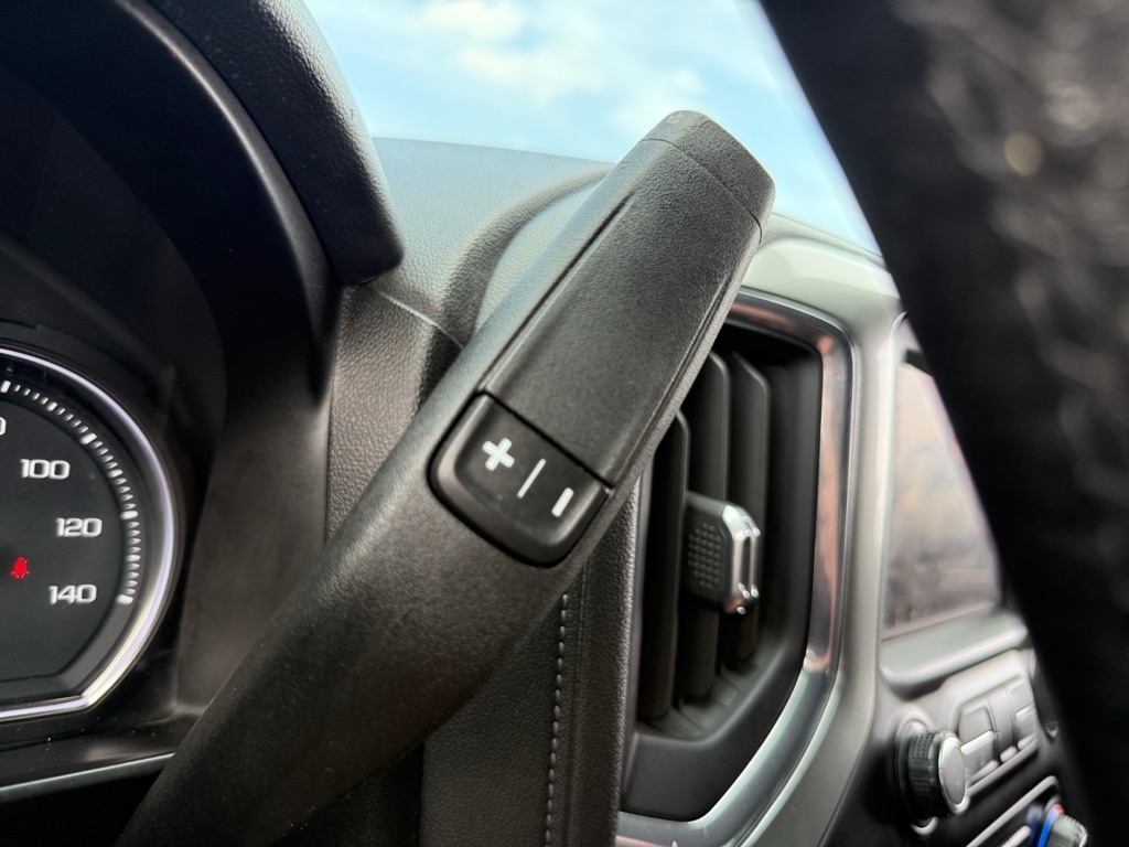 Photo 28 of this CHEVROLET SILVERADO 1500