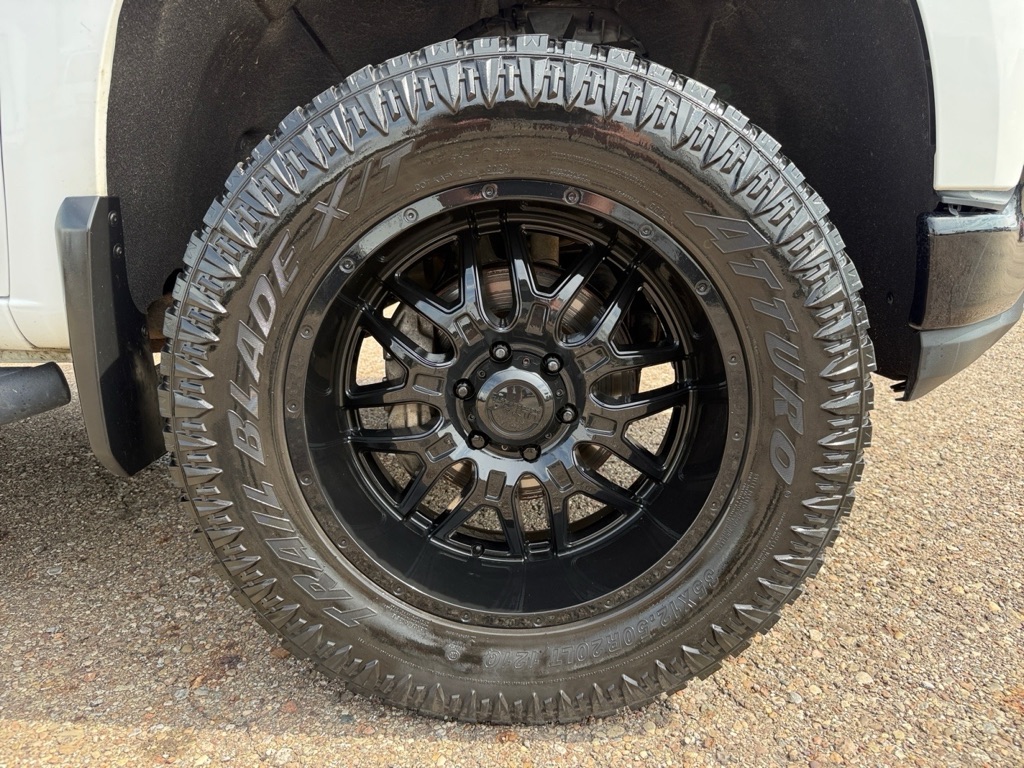 Photo 43 of this CHEVROLET SILVERADO 1500