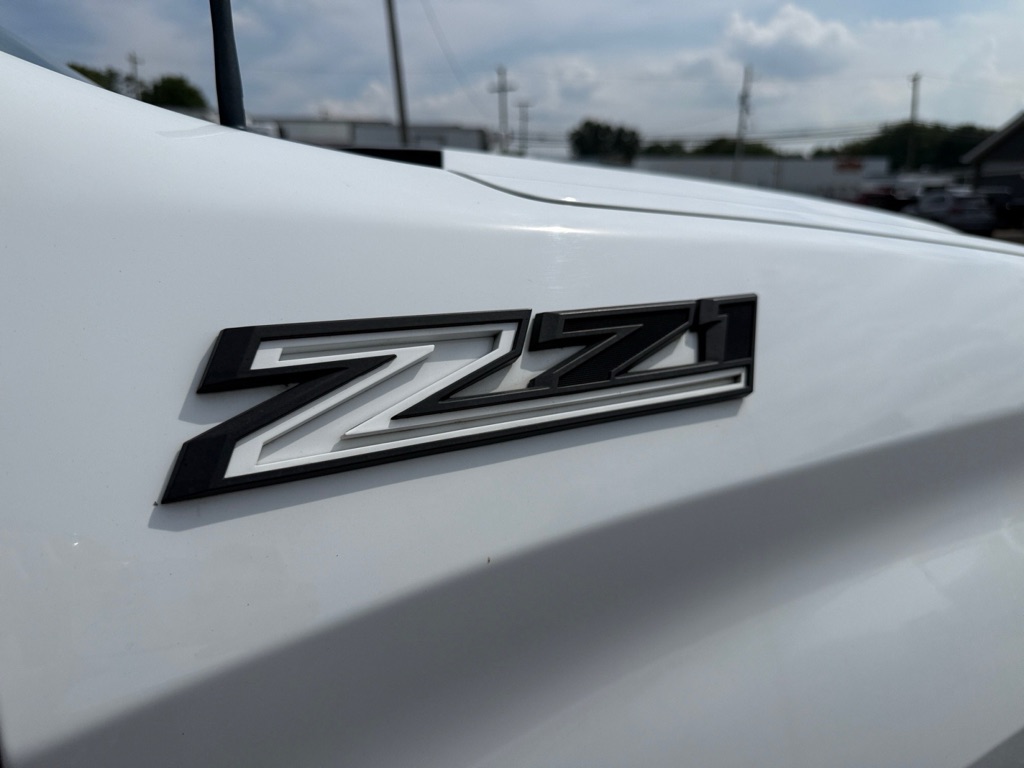 Photo 45 of this CHEVROLET SILVERADO 1500