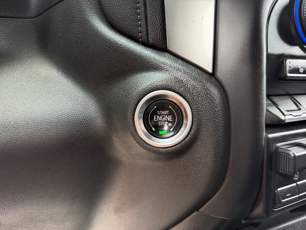 Photo 24 of this CHEVROLET SILVERADO 1500