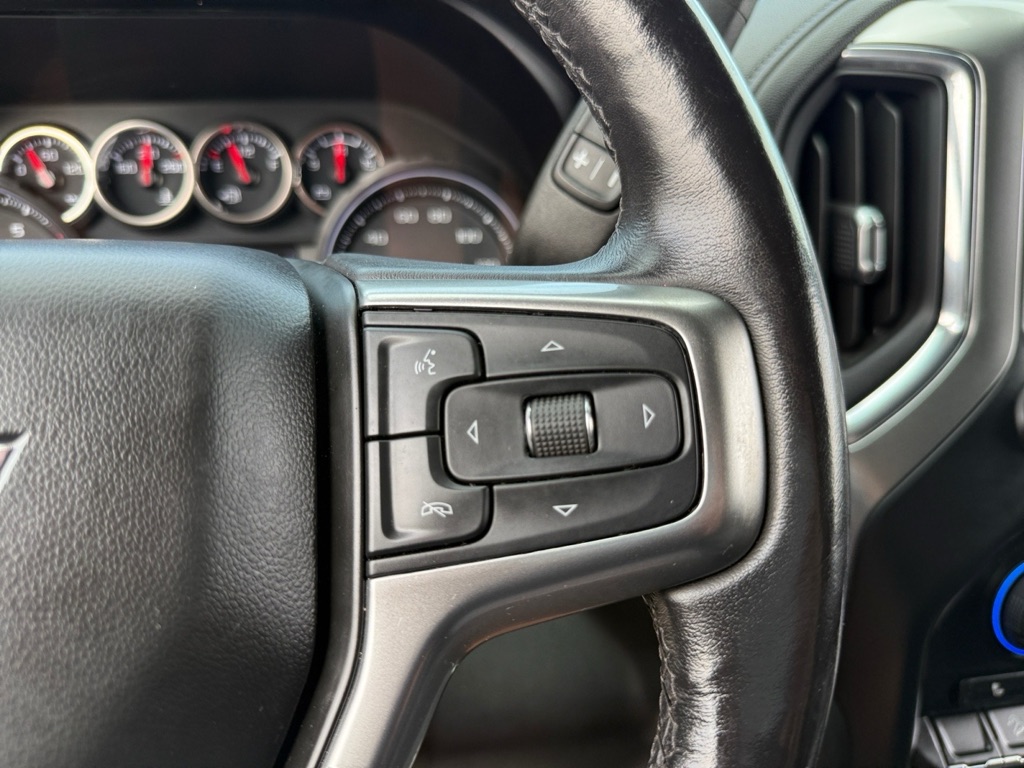 Photo 27 of this CHEVROLET SILVERADO 1500