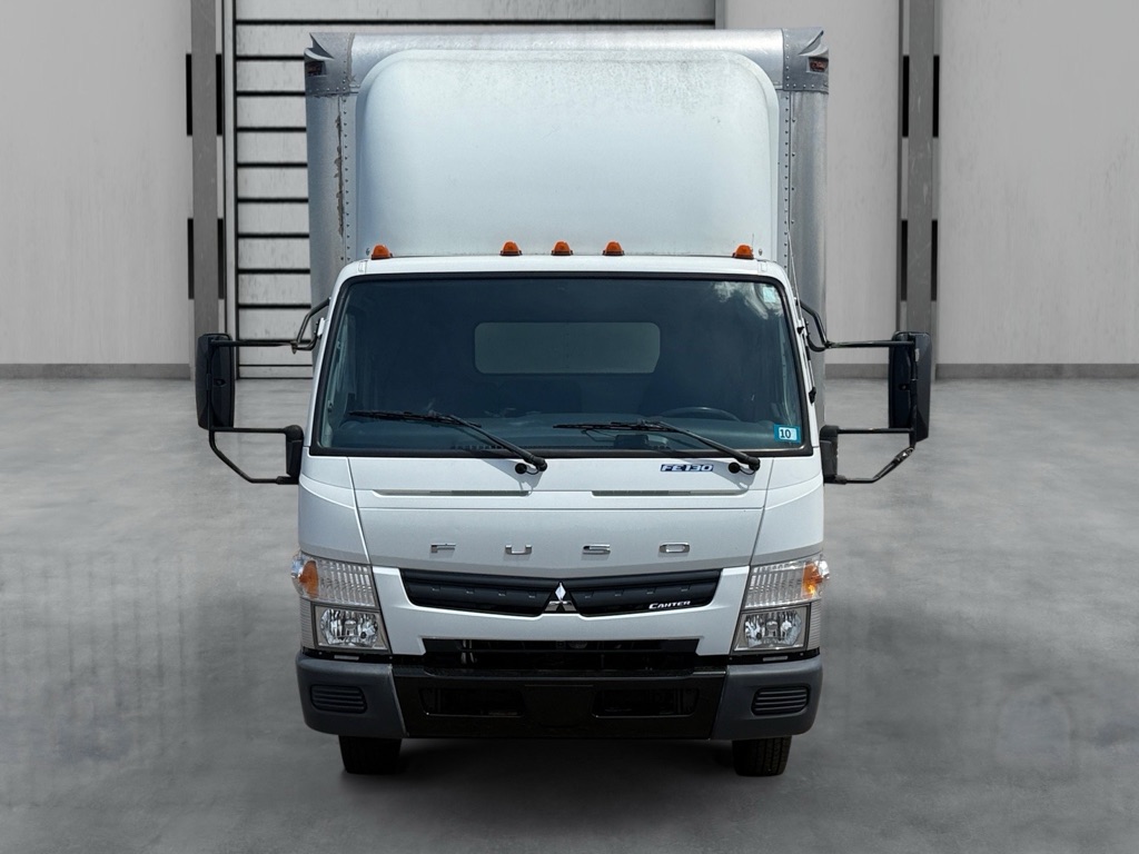Photo 2 of this MITSUBISHI FUSO