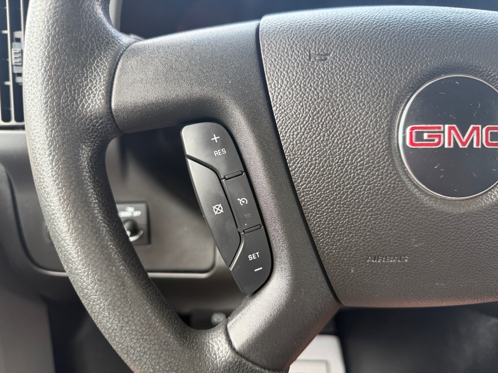 Photo 18 of this GMC SAVANA