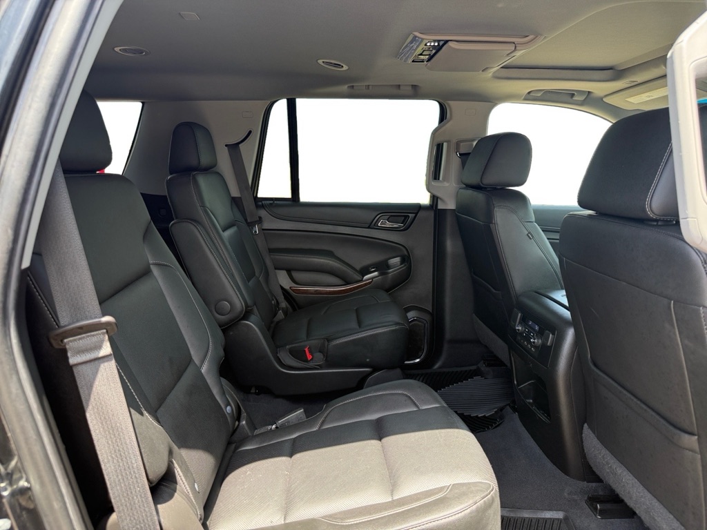 Photo 14 of this GMC YUKON