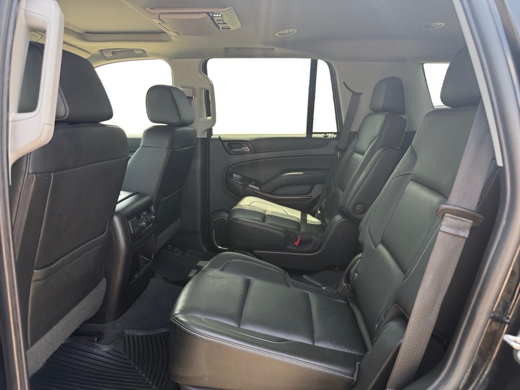Photo 12 of this GMC YUKON