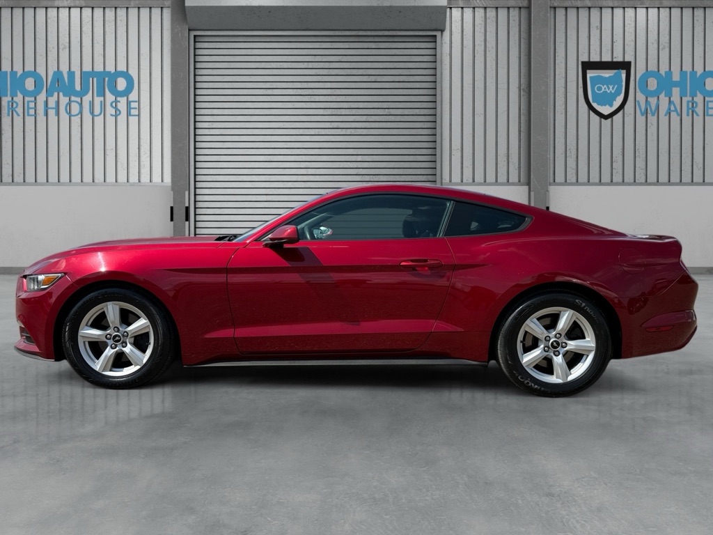 Photo 4 of this FORD MUSTANG