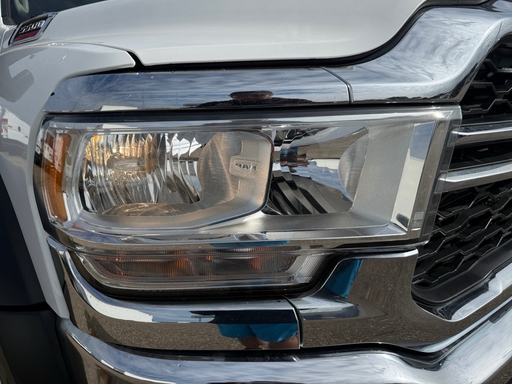 Photo 31 of this RAM 5500