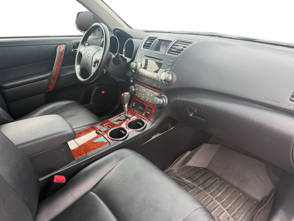 Photo 11 of this TOYOTA HIGHLANDER