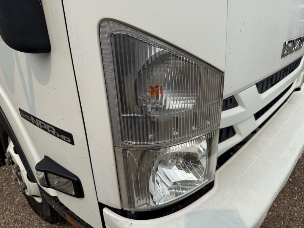 Photo 23 of this ISUZU NPR HD