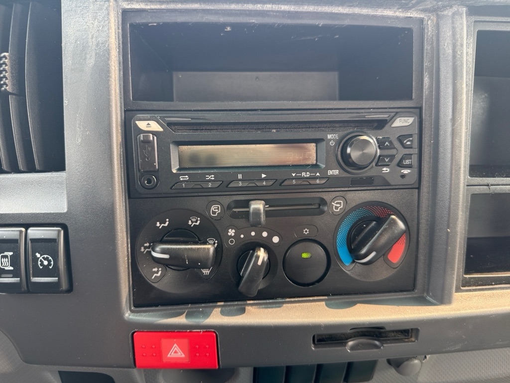 Photo 15 of this ISUZU NPR HD
