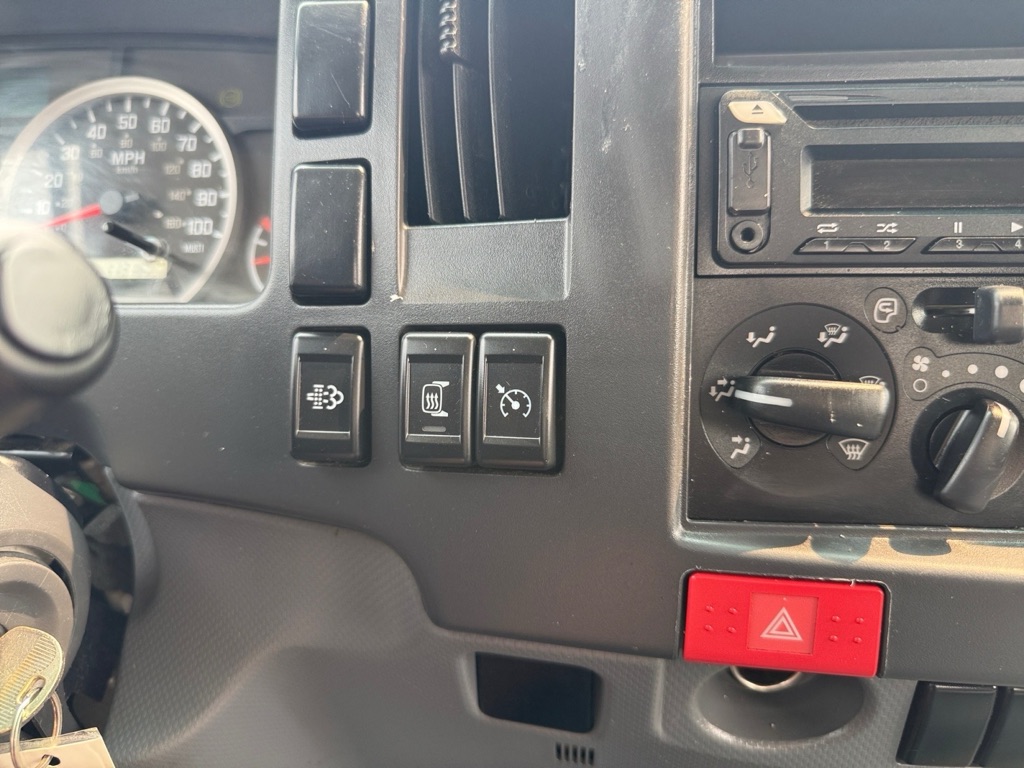 Photo 16 of this ISUZU NPR HD