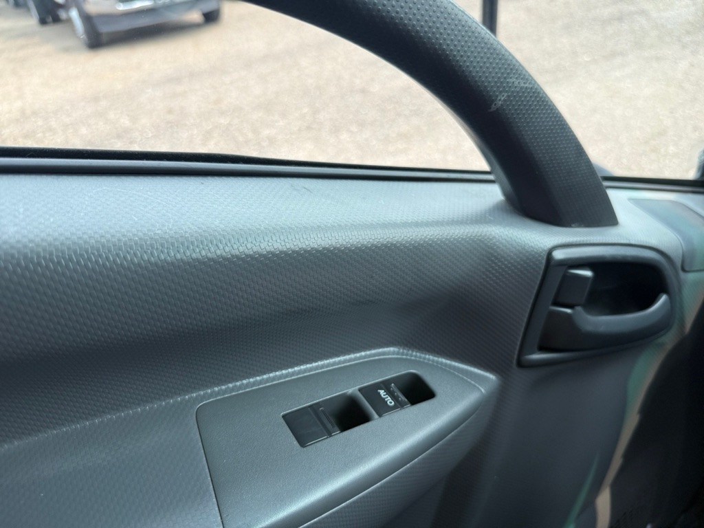 Photo 20 of this ISUZU NPR HD