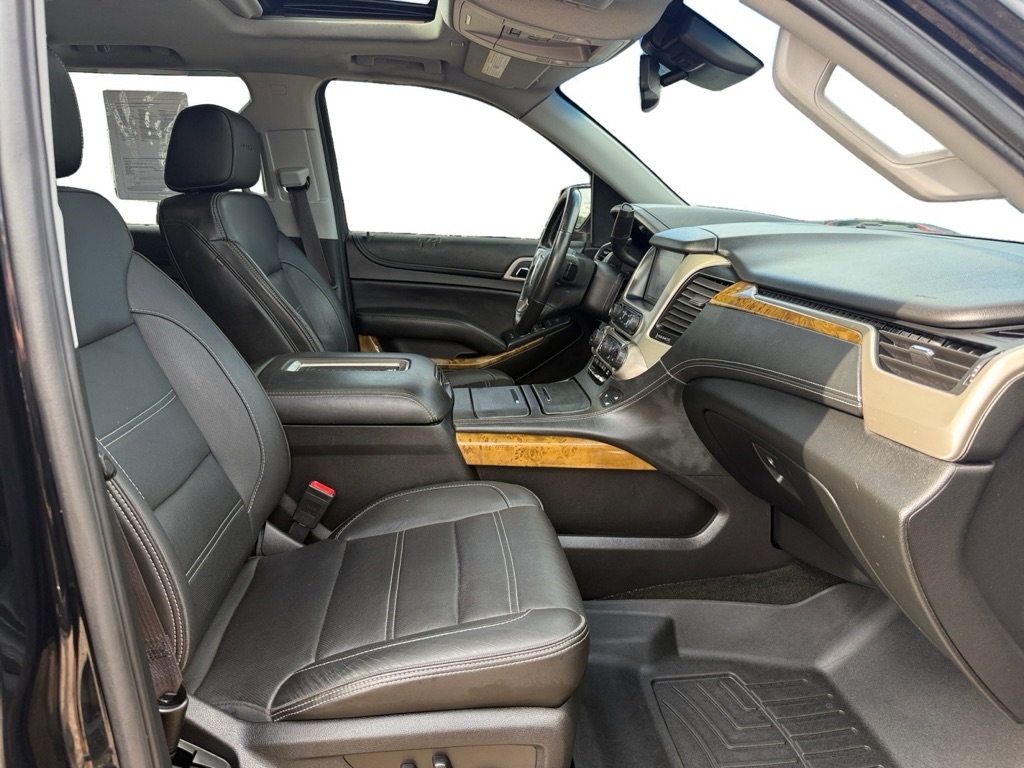 Photo 12 of this GMC YUKON