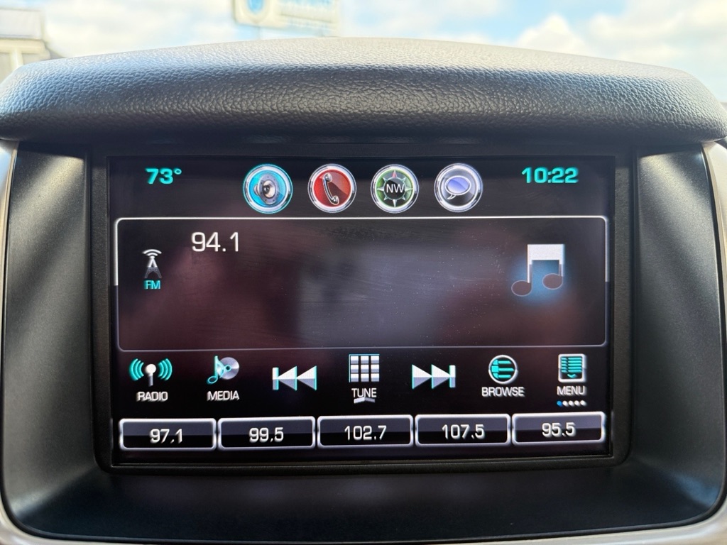 Photo 24 of this GMC YUKON