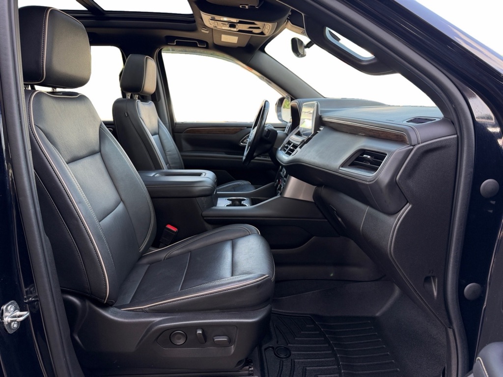 Photo 11 of this CHEVROLET TAHOE